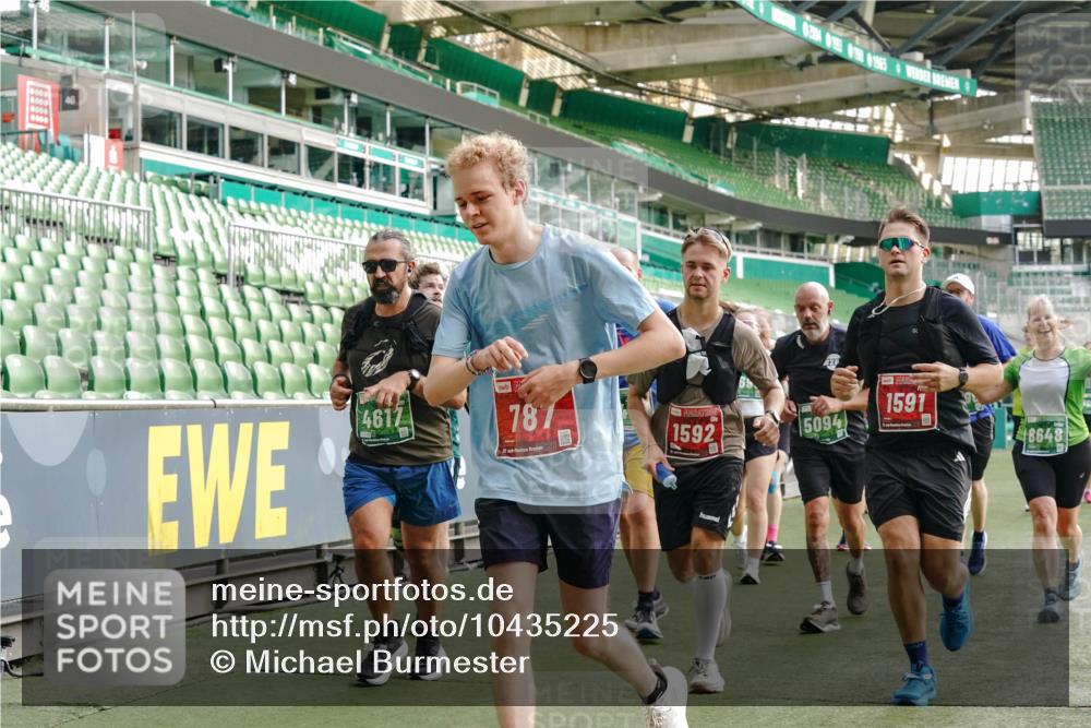 13.09.2026 - 21. swb-Marathon Bremen Michael Burmester http://msf.ph/oto/10435225 13.09.2026 13:33:51 Laufen im Stadion 155, 350, 428, 490, 594, 679, 709, 765, 786, 787, 916, 1001, 1026, 1048, 1051, 1098, 1292, 1377, 1444, 1553, 1557, 1560, 1591, 1592, 1607, 1661, 1703, 1760, 1772, 1827, 1996, 2077, 2132, 2226, 2230, 2231, 2320, 2338, 2374, 2399, 2400, 2451, 2456, 2479, 2511, 2514, 2515, 2539, 2543, 2616, 2630, 2641, 2718, 2735, 2757, 2769, 2787, 2791, 2848, 2982, 3014, 3345, 3443, 3503, 3547, 3577, 3601, 3614, 3660, 3708, 3709, 3720, 3797, 3875, 3901, 3911, 3952, 4001, 4014, 5151 meine-sportfotos.de
