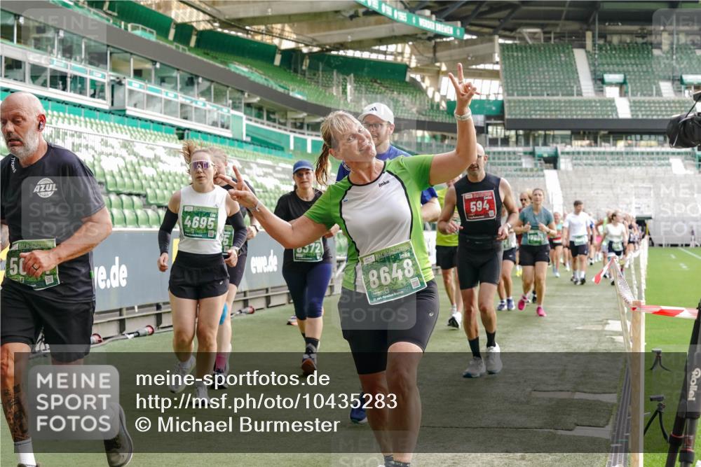 13.09.2026 - 21. swb-Marathon Bremen Michael Burmester http://msf.ph/oto/10435283 13.09.2026 13:33:53 Laufen im Stadion 155, 350, 428, 490, 594, 679, 709, 765, 786, 787, 916, 1001, 1026, 1048, 1051, 1098, 1292, 1377, 1444, 1553, 1557, 1560, 1591, 1592, 1607, 1661, 1703, 1760, 1772, 1784, 1827, 1996, 2077, 2132, 2226, 2230, 2231, 2320, 2338, 2374, 2399, 2400, 2451, 2456, 2479, 2511, 2514, 2515, 2539, 2543, 2616, 2630, 2641, 2718, 2735, 2757, 2769, 2787, 2791, 2848, 2982, 3014, 3345, 3443, 3503, 3547, 3577, 3601, 3614, 3660, 3708, 3709, 3720, 3797, 3875, 3901, 3911, 3952, 4001, 4014, 5151 meine-sportfotos.de