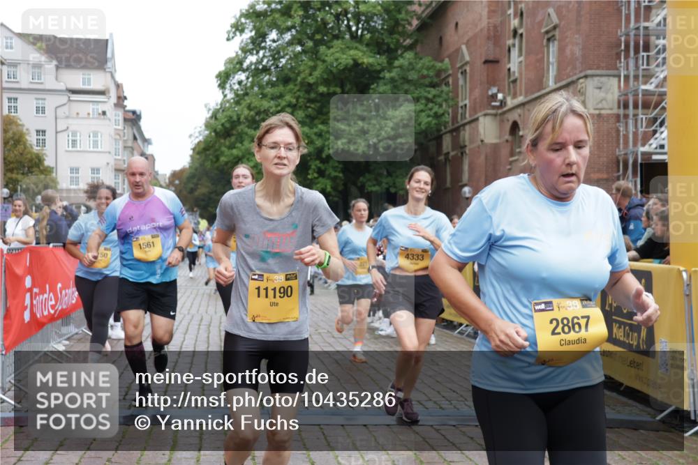13.09.2026 - Kiel Lauf Yannick Fuchs http://msf.ph/oto/10435286 13.09.2026 09:49:11 Ziel 221, 1559, 1561, 2115, 2592, 2626, 2731, 2867, 3094, 4333, 6278, 8617, 8681, 8844, 9001, 10150, 11190, 11322, 11411, 11989, 11990, 467, 830, 1547, 2047, 2663, 2676, 2852, 2921, 3418, 3509, 3550, 3843, 4961, 5784, 6065, 6239, 6362, 6593, 7071, 7432, 7448, 8844, 9058, 9209, 9219, 9382, 9384, 9691, 10092, 10458, 10729, 10961, 11054, 11184, 11294, 11694, 12614, 784, 2065, 2327, 2919, 3785, 4173, 4363, 4364, 4376, 4711, 4962, 5404, 8869, 10145, 12492, 12632, 467, 1731, 7071 meine-sportfotos.de