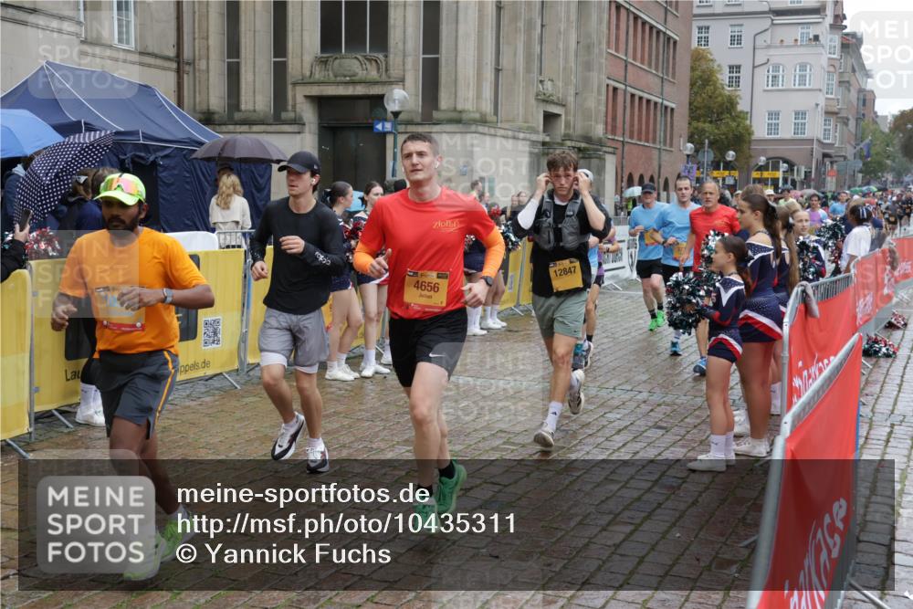 13.09.2026 - Kiel Lauf Yannick Fuchs http://msf.ph/oto/10435311 13.09.2026 11:45:43 Ziel  meine-sportfotos.de