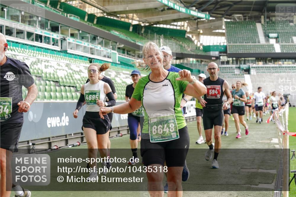 13.09.2026 - 21. swb-Marathon Bremen Michael Burmester http://msf.ph/oto/10435318 13.09.2026 13:33:54 Laufen im Stadion 155, 170, 193, 350, 428, 490, 594, 679, 709, 765, 786, 787, 916, 1001, 1026, 1048, 1051, 1098, 1292, 1377, 1444, 1553, 1557, 1560, 1591, 1592, 1607, 1661, 1703, 1760, 1772, 1784, 1827, 1996, 2077, 2132, 2226, 2230, 2231, 2320, 2338, 2374, 2399, 2400, 2451, 2456, 2479, 2511, 2514, 2515, 2539, 2543, 2616, 2630, 2641, 2718, 2735, 2757, 2769, 2787, 2791, 2982, 3014, 3345, 3443, 3503, 3547, 3577, 3601, 3614, 3660, 3708, 3709, 3720, 3797, 3875, 3901, 3911, 3952, 4001, 4014, 5151 meine-sportfotos.de