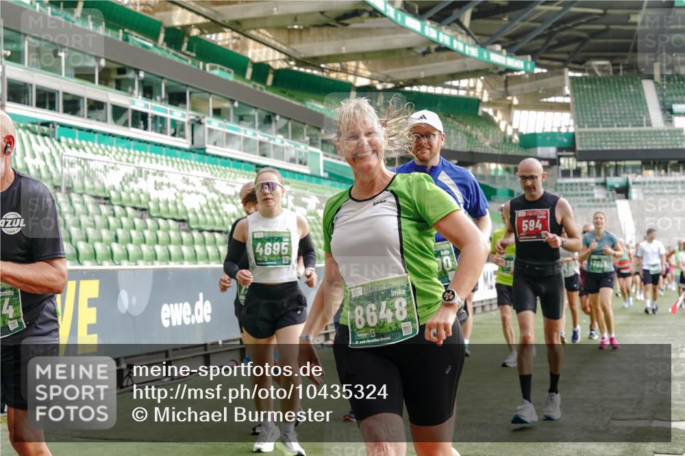 13.09.2026 - 21. swb-Marathon Bremen Michael Burmester http://msf.ph/oto/10435324 13.09.2026 13:33:54 Laufen im Stadion 155, 170, 193, 350, 428, 490, 594, 679, 709, 765, 786, 787, 916, 1001, 1026, 1048, 1051, 1098, 1292, 1377, 1444, 1553, 1557, 1560, 1591, 1592, 1607, 1661, 1703, 1760, 1772, 1784, 1827, 1996, 2077, 2132, 2226, 2230, 2231, 2320, 2338, 2374, 2399, 2400, 2451, 2456, 2479, 2511, 2514, 2515, 2539, 2543, 2616, 2630, 2641, 2718, 2735, 2757, 2769, 2787, 2791, 2982, 3014, 3345, 3443, 3503, 3547, 3577, 3601, 3614, 3660, 3708, 3709, 3720, 3797, 3875, 3901, 3911, 3952, 4001, 4014, 5151 meine-sportfotos.de