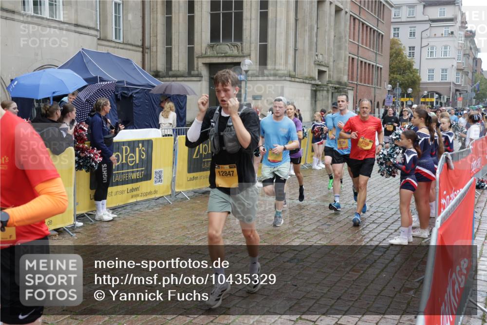 13.09.2026 - Kiel Lauf Yannick Fuchs http://msf.ph/oto/10435329 13.09.2026 11:45:44 Ziel  meine-sportfotos.de
