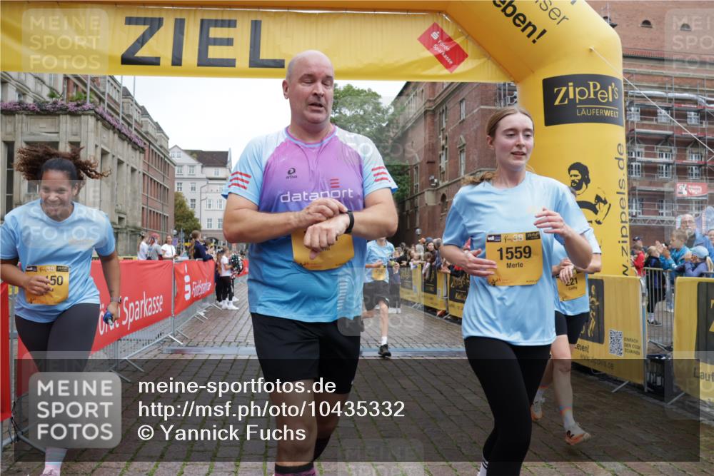 13.09.2026 - Kiel Lauf Yannick Fuchs http://msf.ph/oto/10435332 13.09.2026 09:49:13 Ziel 221, 784, 1559, 1561, 2115, 2592, 2626, 2731, 2867, 3094, 4173, 4333, 6278, 8617, 8681, 9001, 10150, 11190, 11322, 11989, 11990, 830, 1547, 2047, 2663, 2852, 2921, 3418, 3509, 3550, 3843, 4961, 5784, 6065, 6239, 6278, 6362, 6593, 7071, 7432, 7448, 8844, 9058, 9209, 9219, 9382, 9384, 9691, 10092, 10458, 10961, 11054, 11184, 11294, 11411, 11694, 12614, 2065, 2327, 2919, 3785, 4363, 4364, 4376, 4711, 4962, 5404, 8869, 10145, 12492, 12632, 467, 1731, 6239, 7071 meine-sportfotos.de