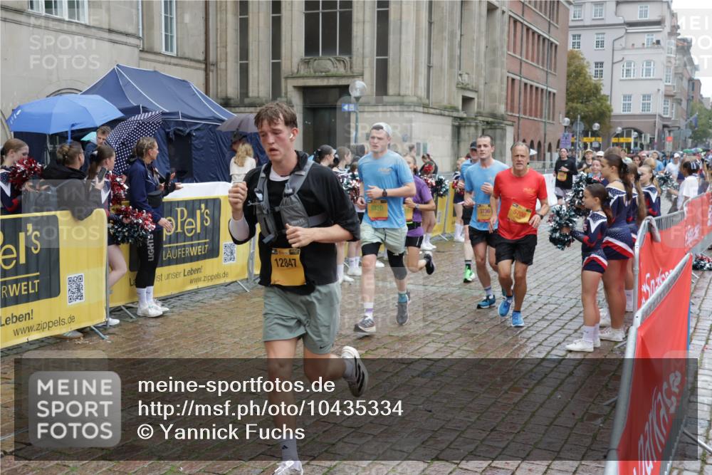 13.09.2026 - Kiel Lauf Yannick Fuchs http://msf.ph/oto/10435334 13.09.2026 11:45:44 Ziel  meine-sportfotos.de