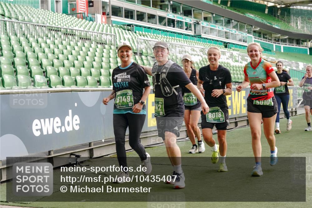 13.09.2026 - 21. swb-Marathon Bremen Michael Burmester http://msf.ph/oto/10435407 13.09.2026 13:34:05 Laufen im Stadion 155, 170, 193, 368, 428, 594, 679, 709, 765, 786, 787, 916, 1001, 1026, 1048, 1051, 1098, 1292, 1321, 1377, 1444, 1553, 1557, 1560, 1591, 1592, 1607, 1661, 1703, 1760, 1772, 1784, 1827, 1996, 2077, 2132, 2226, 2338, 2399, 2400, 2451, 2479, 2511, 2515, 2539, 2543, 2616, 2630, 2641, 2718, 2735, 2757, 2769, 2787, 2791, 2982, 3014, 3179, 3345, 3443, 3503, 3547, 3577, 3601, 3614, 3660, 3708, 3709, 3720, 3797, 3875, 3901, 3911, 3914, 3952, 4001, 4014, 5151 meine-sportfotos.de
