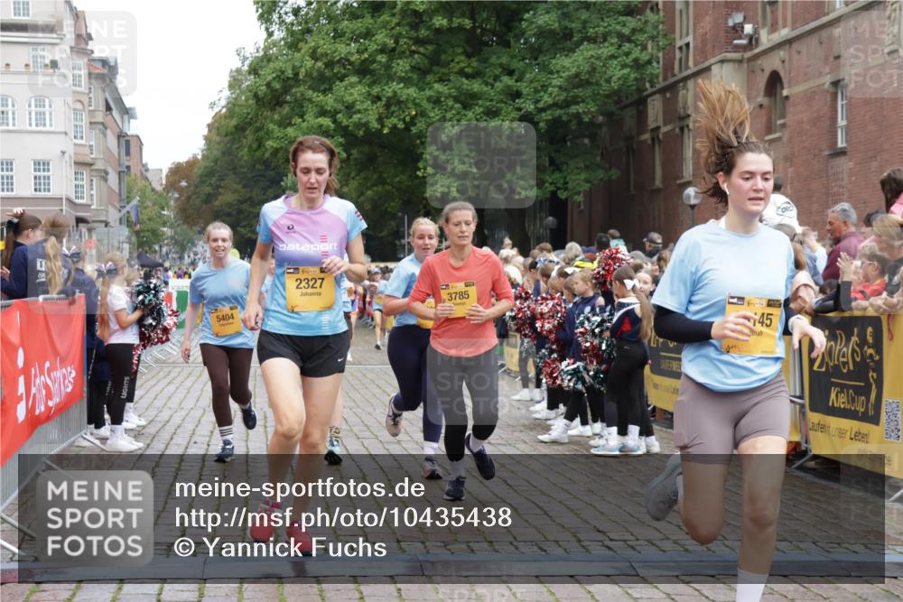 13.09.2026 - Kiel Lauf Yannick Fuchs http://msf.ph/oto/10435438 13.09.2026 09:49:26 Ziel 784, 2065, 2327, 2626, 2919, 3785, 4173, 4363, 4364, 4376, 4711, 4962, 5404, 8617, 8869, 10145, 12492, 12632, 221, 830, 1559, 1561, 2115, 2592, 2626, 2731, 2867, 3094, 3418, 3550, 4333, 4961, 6065, 6278, 6362, 6593, 8617, 8681, 8844, 9001, 9058, 9219, 9691, 10092, 10150, 11190, 11294, 11322, 11411, 11989, 11990, 12614, 2066, 2110, 2366, 2976, 3687, 4067, 4125, 7641, 8128, 9944, 10159, 10229, 11973, 12045, 12560, 830, 1547, 2047, 2663, 3509 meine-sportfotos.de