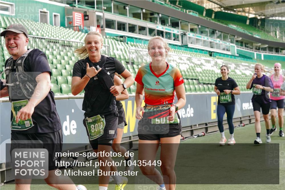 13.09.2026 - 21. swb-Marathon Bremen Michael Burmester http://msf.ph/oto/10435449 13.09.2026 13:34:06 Laufen im Stadion 155, 170, 193, 368, 428, 594, 679, 709, 765, 786, 787, 916, 1001, 1026, 1048, 1051, 1098, 1292, 1321, 1377, 1444, 1553, 1557, 1560, 1591, 1592, 1607, 1661, 1703, 1760, 1772, 1784, 1827, 1996, 2077, 2132, 2226, 2338, 2399, 2400, 2451, 2479, 2511, 2515, 2539, 2543, 2616, 2630, 2641, 2718, 2735, 2757, 2769, 2787, 2791, 2982, 3014, 3179, 3345, 3443, 3503, 3547, 3577, 3601, 3614, 3660, 3708, 3709, 3720, 3797, 3875, 3901, 3911, 3914, 3952, 4001, 4014, 5151 meine-sportfotos.de
