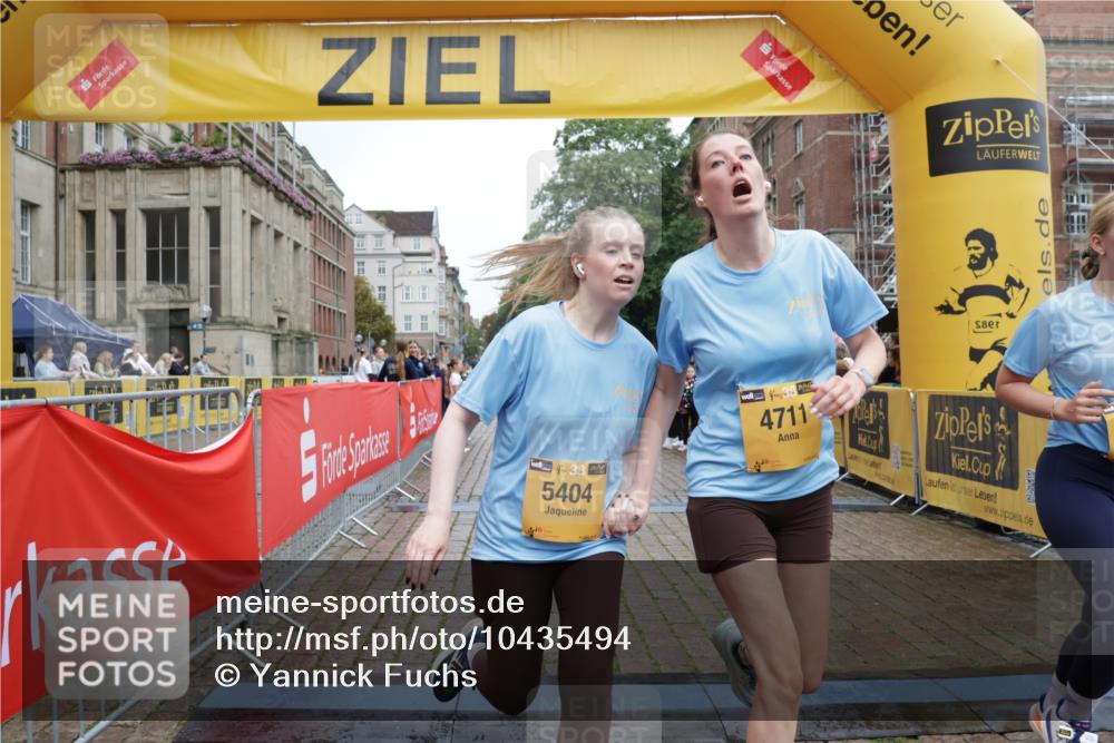 13.09.2026 - Kiel Lauf Yannick Fuchs http://msf.ph/oto/10435494 13.09.2026 09:49:30 Ziel 2065, 2327, 2919, 3785, 4363, 4376, 4711, 5404, 8869, 10145, 12492, 12632, 221, 784, 1559, 1561, 2115, 2592, 2626, 2731, 2867, 3094, 3418, 3550, 4173, 4333, 4364, 4961, 4962, 6065, 6278, 6593, 8617, 8681, 8844, 8869, 9001, 9058, 9219, 10092, 10150, 11190, 11294, 11322, 11411, 11989, 11990, 2066, 2110, 2366, 2976, 3571, 3687, 4067, 4125, 6359, 6658, 7606, 7641, 7884, 8128, 9944, 10105, 10159, 10229, 10565, 10990, 11973, 12045, 12560, 12749, 830, 1547, 2663, 3550, 6065 meine-sportfotos.de