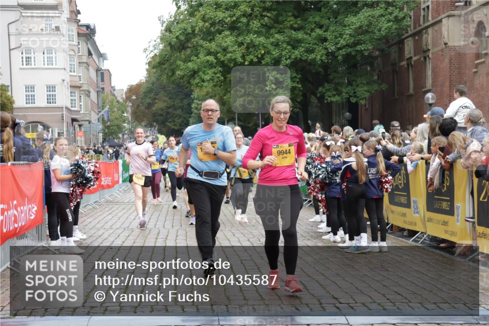 13.09.2026 - Kiel Lauf Yannick Fuchs http://msf.ph/oto/10435587 13.09.2026 09:49:41 Ziel 2066, 2110, 2366, 2976, 3687, 4067, 4125, 7641, 8128, 9944, 10159, 10229, 11973, 12045, 12560, 221, 784, 1559, 1561, 2065, 2115, 2327, 2592, 2626, 2731, 2867, 2919, 3094, 3785, 4173, 4333, 4363, 4364, 4376, 4711, 4962, 5404, 8617, 8681, 8869, 9001, 10145, 10150, 11190, 11322, 11989, 11990, 12492, 12632, 951, 1033, 1796, 3571, 3914, 5791, 6359, 6658, 6706, 6707, 7606, 7884, 7937, 8584, 8585, 8589, 9122, 10105, 10178, 10565, 10990, 12047, 12462, 12749, 4961, 6278, 11411 meine-sportfotos.de