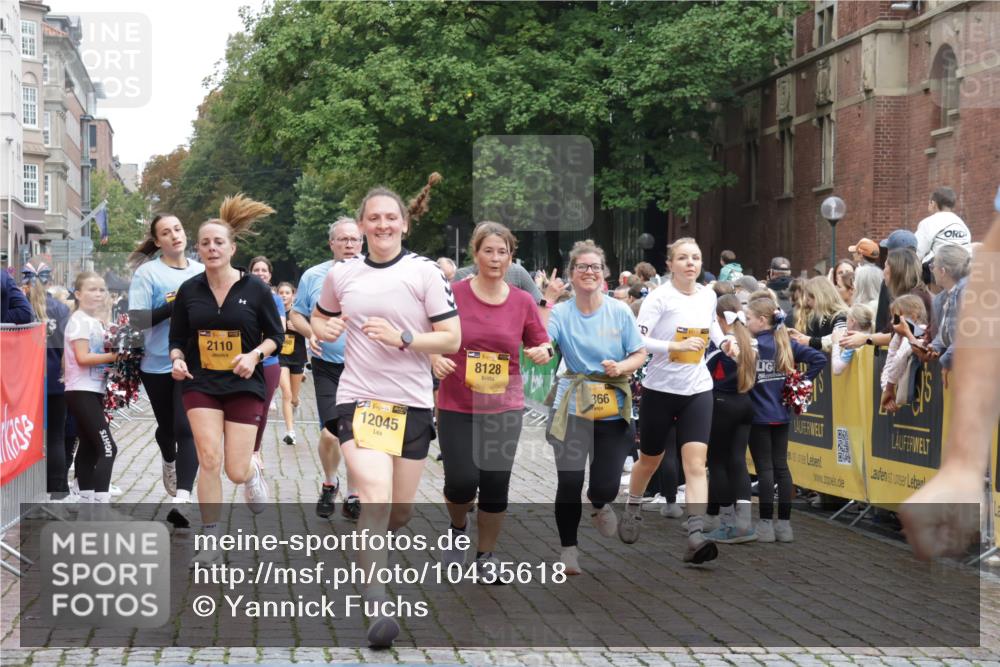13.09.2026 - Kiel Lauf Yannick Fuchs http://msf.ph/oto/10435618 13.09.2026 09:49:44 Ziel 2066, 2110, 2366, 2976, 3571, 3687, 4067, 4125, 6658, 7606, 7641, 7884, 8128, 9944, 10159, 10229, 10565, 10990, 11973, 12045, 12560, 12749, 221, 784, 2065, 2115, 2327, 2592, 2626, 2731, 2919, 3094, 3785, 4173, 4363, 4364, 4376, 4711, 4962, 5404, 8617, 8681, 8869, 10145, 10150, 11989, 11990, 12492, 12632, 639, 951, 1033, 1796, 3914, 4856, 5791, 6359, 6706, 6707, 7937, 8584, 8585, 8589, 8790, 8890, 9122, 9780, 10105, 10178, 12047, 12462, 6278, 11411 meine-sportfotos.de