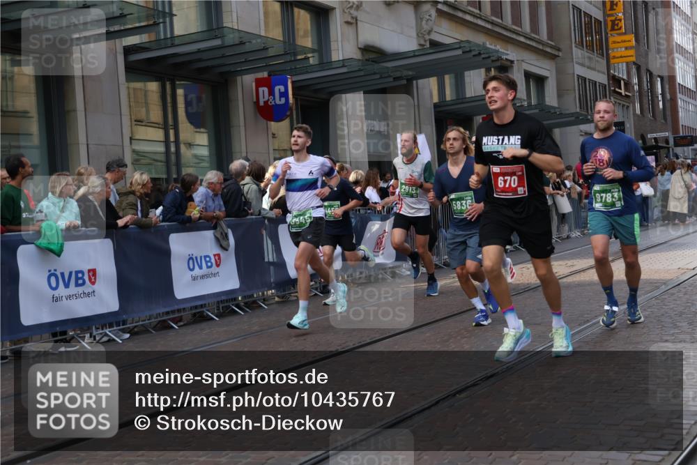 13.09.2026 - 21. swb-Marathon Bremen Strokosch-Dieckow http://msf.ph/oto/10435767 13.09.2026 13:14:08 Ziel 107, 199, 376, 469, 1043, 1125, 1492, 1542, 1814, 1998, 2043, 2084, 2203, 2913, 2922, 3085, 3545, 3821, 3834, 4452, 4685, 4728, 5239, 5794, 5836, 5986, 6130, 6506, 7117, 7591, 7659, 7826, 8366, 8456, 8919, 9242, 9783, 9868, 235, 524, 670, 683, 1433, 1613, 1704, 1707, 1937, 1998, 2422, 2701, 2824, 3236, 5443, 5593, 5610, 6145, 6451, 7029, 7210, 7283, 7435, 7963, 8118, 8886, 9426, 9635, 10105 meine-sportfotos.de
