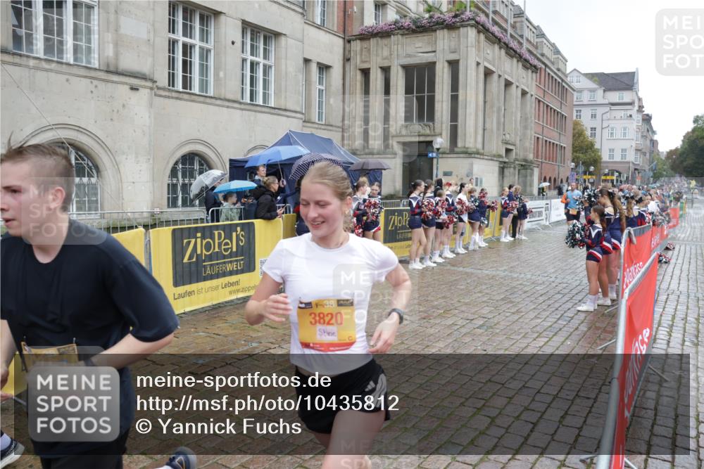 13.09.2026 - Kiel Lauf Yannick Fuchs http://msf.ph/oto/10435812 13.09.2026 11:46:27 Ziel  meine-sportfotos.de