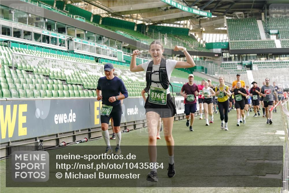 13.09.2026 - 21. swb-Marathon Bremen Michael Burmester http://msf.ph/oto/10435864 13.09.2026 13:34:43 Laufen im Stadion 170, 193, 368, 428, 462, 496, 594, 679, 709, 765, 916, 1001, 1026, 1048, 1098, 1280, 1321, 1396, 1444, 1553, 1557, 1560, 1607, 1661, 1703, 1760, 1772, 1784, 1827, 1965, 1974, 1977, 1992, 1996, 2335, 2338, 2399, 2400, 2451, 2479, 2511, 2515, 2543, 2641, 2650, 2718, 2735, 2757, 2787, 2791, 2894, 2982, 3090, 3179, 3191, 3345, 3406, 3443, 3503, 3547, 3577, 3614, 3660, 3708, 3709, 3720, 3797, 3875, 3904, 3911, 3914, 3952, 4001, 4014, 4500, 4546, 4561, 4967, 5151, 5229 meine-sportfotos.de