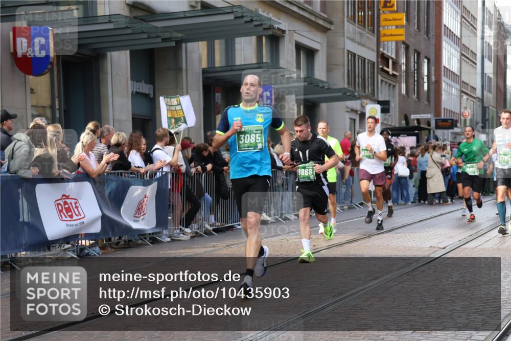 13.09.2026 - 21. swb-Marathon Bremen Strokosch-Dieckow http://msf.ph/oto/10435903 13.09.2026 13:14:13 Ziel 199, 376, 469, 1043, 1125, 1492, 1814, 2203, 2251, 2913, 2971, 2997, 3012, 3085, 3545, 3821, 3834, 4452, 4586, 4685, 5239, 5794, 5836, 5986, 6130, 6506, 7117, 7659, 7782, 7826, 8366, 8456, 9242, 9783, 9868, 10016, 107, 235, 670, 1433, 1542, 1613, 1998, 2043, 2084, 2701, 2824, 2922, 3236, 4728, 5593, 5610, 6145, 7029, 7283, 7435, 7591, 7963, 8118, 8886, 8919, 9426, 9635, 10105 meine-sportfotos.de