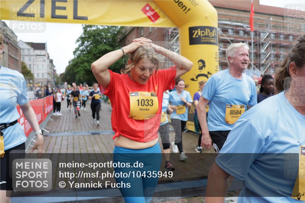 13.09.2026 - Kiel Lauf Yannick Fuchs http://msf.ph/oto/10435949 13.09.2026 09:50:06 Ziel 639, 951, 1033, 1796, 3042, 3602, 3914, 4856, 5619, 5791, 7142, 7864, 8584, 8585, 8589, 8790, 8890, 9122, 9780, 10074, 10108, 10178, 10487, 10491, 10653, 11565, 11814, 12462, 2066, 2110, 2366, 2976, 3571, 3687, 4067, 4125, 6359, 6658, 6706, 6707, 7606, 7641, 7884, 7937, 8128, 9944, 10105, 10159, 10229, 10565, 10990, 11973, 12045, 12047, 12560, 12749, 1366, 4229, 5184, 5254, 5535, 5596, 8023, 8042, 9683, 9793, 10548, 2327 meine-sportfotos.de