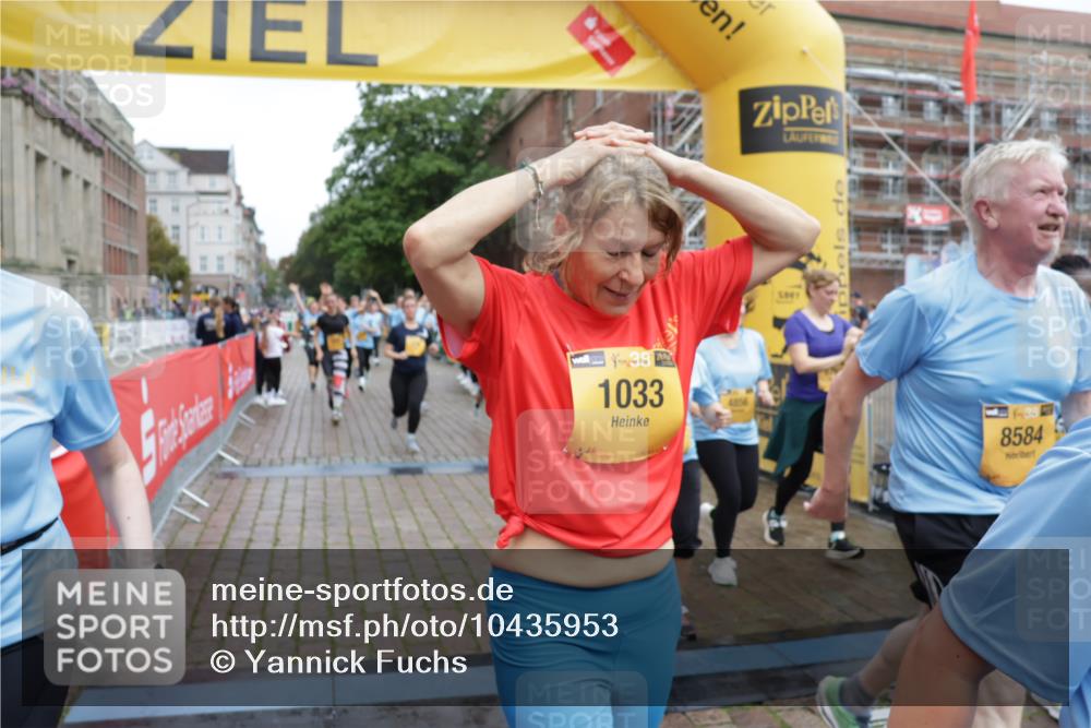 13.09.2026 - Kiel Lauf Yannick Fuchs http://msf.ph/oto/10435953 13.09.2026 09:50:06 Ziel 639, 951, 1033, 1796, 3042, 3602, 3914, 4856, 5619, 5791, 7142, 7864, 8584, 8585, 8589, 8790, 8890, 9122, 9780, 10074, 10108, 10178, 10487, 10491, 10653, 11565, 11814, 12462, 2066, 2110, 2366, 2976, 3571, 3687, 4067, 4125, 6359, 6658, 6706, 6707, 7606, 7641, 7884, 7937, 8128, 9944, 10105, 10159, 10229, 10565, 10990, 11973, 12045, 12047, 12560, 12749, 1366, 4229, 5184, 5254, 5535, 5596, 8023, 8042, 9683, 9793, 10548, 2327 meine-sportfotos.de