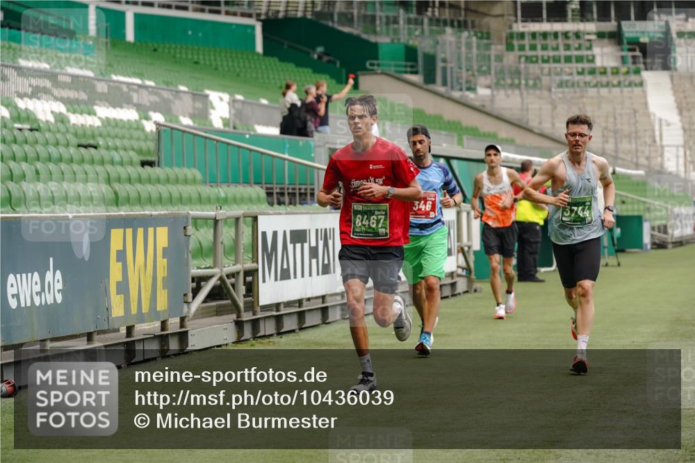 13.09.2026 - 21. swb-Marathon Bremen Michael Burmester http://msf.ph/oto/10436039 13.09.2026 12:38:40 Laufen im Stadion 277, 346, 466, 658, 807, 895, 901, 1090, 1118, 1248, 1320, 1323, 1472, 1576, 1587, 1604, 1717, 1751, 1754, 1758, 1795, 1800, 1911, 2049, 2141, 2352, 2585, 2670, 3080, 3606, 5160, 5163, 5912, 6112, 7650, 8077, 8081, 8467, 9399, 9522, 9617, 250, 272, 299, 919, 1089, 1550, 1875, 1993, 4232, 7692, 13033 meine-sportfotos.de
