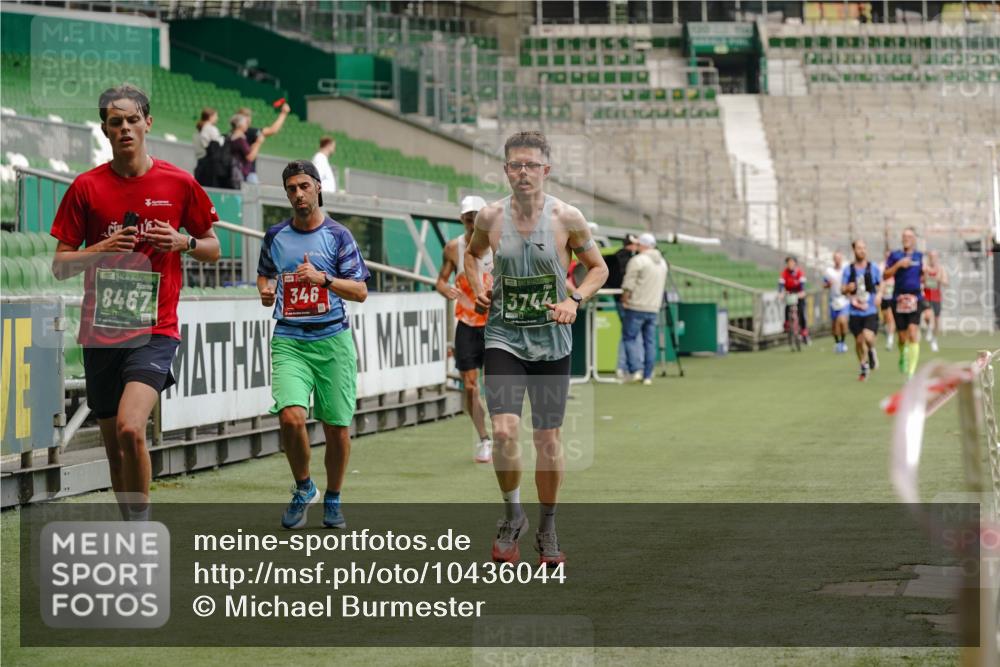 13.09.2026 - 21. swb-Marathon Bremen Michael Burmester http://msf.ph/oto/10436044 13.09.2026 12:38:41 Laufen im Stadion 277, 346, 466, 658, 807, 895, 901, 1090, 1118, 1248, 1320, 1323, 1472, 1576, 1587, 1604, 1717, 1751, 1754, 1758, 1795, 1800, 1911, 2049, 2141, 2352, 2585, 2670, 3080, 3606, 5160, 5163, 5912, 6112, 7650, 8077, 8081, 8467, 9399, 9522, 9617, 250, 272, 299, 919, 1089, 1550, 1875, 1993, 4232, 7692, 13033 meine-sportfotos.de