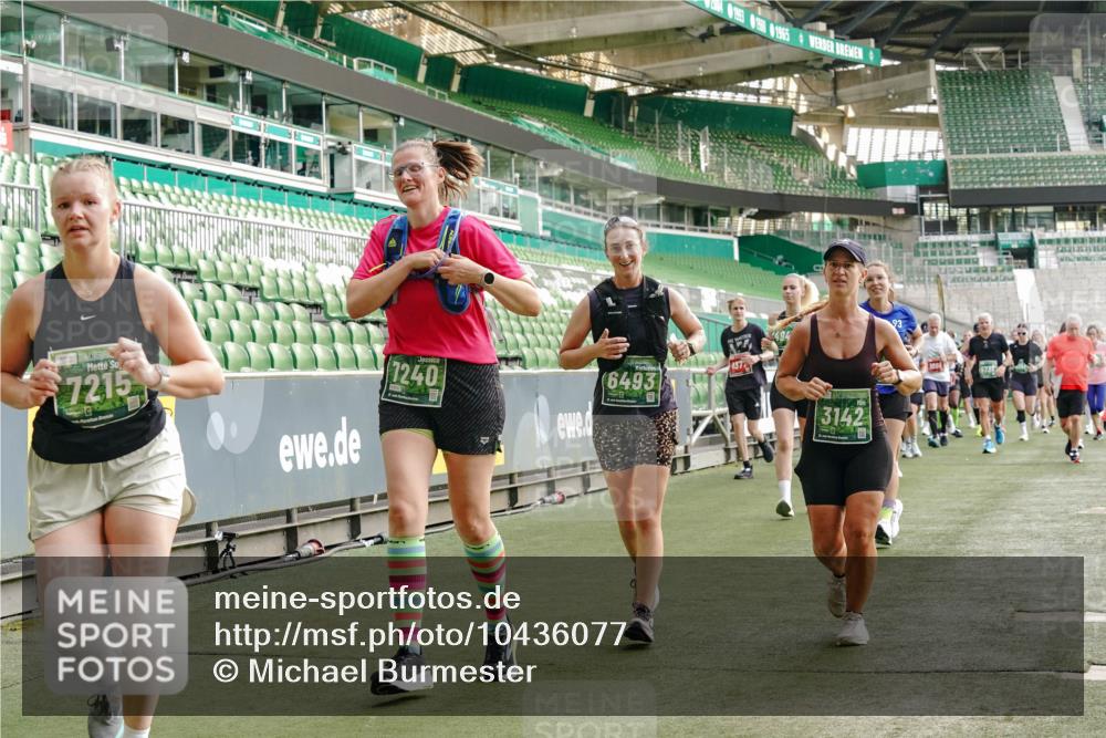 13.09.2026 - 21. swb-Marathon Bremen Michael Burmester http://msf.ph/oto/10436077 13.09.2026 13:35:08 Laufen im Stadion 170, 193, 368, 428, 462, 496, 657, 679, 709, 916, 1026, 1048, 1098, 1280, 1321, 1396, 1432, 1444, 1553, 1557, 1560, 1607, 1661, 1703, 1726, 1772, 1784, 1827, 1965, 1974, 1977, 1992, 1996, 2335, 2338, 2451, 2479, 2511, 2543, 2578, 2641, 2650, 2735, 2757, 2787, 2789, 2791, 2894, 3090, 3179, 3191, 3345, 3406, 3472, 3503, 3547, 3555, 3577, 3660, 3708, 3709, 3720, 3801, 3875, 3904, 3914, 4001, 4014, 4200, 4290, 4500, 4546, 4561, 4880, 4967, 5000, 5151, 5229, 6669, 350 meine-sportfotos.de
