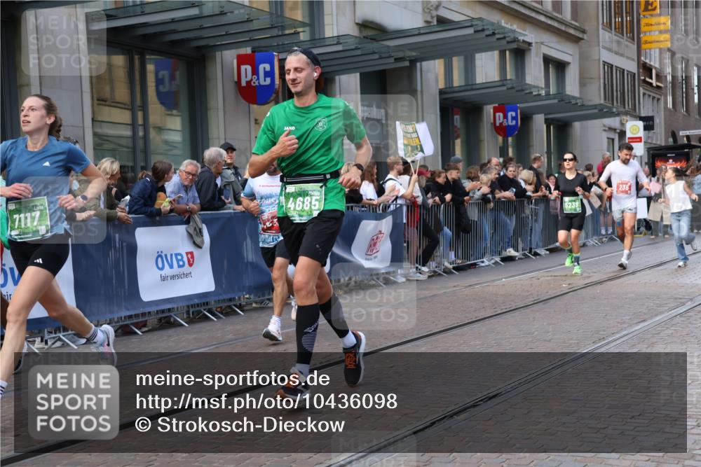 13.09.2026 - 21. swb-Marathon Bremen Strokosch-Dieckow http://msf.ph/oto/10436098 13.09.2026 13:14:18 Ziel 199, 376, 469, 615, 616, 1043, 1125, 1455, 1492, 1814, 2251, 2847, 2971, 2997, 3012, 3057, 3085, 3175, 3821, 3834, 4097, 4246, 4586, 4685, 5239, 5649, 5794, 5836, 5962, 6130, 6472, 6506, 7117, 7251, 7782, 7826, 8366, 8456, 9242, 9868, 10016, 107, 235, 469, 1433, 1542, 1613, 1998, 2043, 2084, 2203, 2701, 2824, 2913, 2922, 3545, 4452, 4728, 5593, 5610, 5986, 6145, 7029, 7435, 7591, 7659, 7963, 8118, 8886, 8919, 9426, 9783, 10105 meine-sportfotos.de