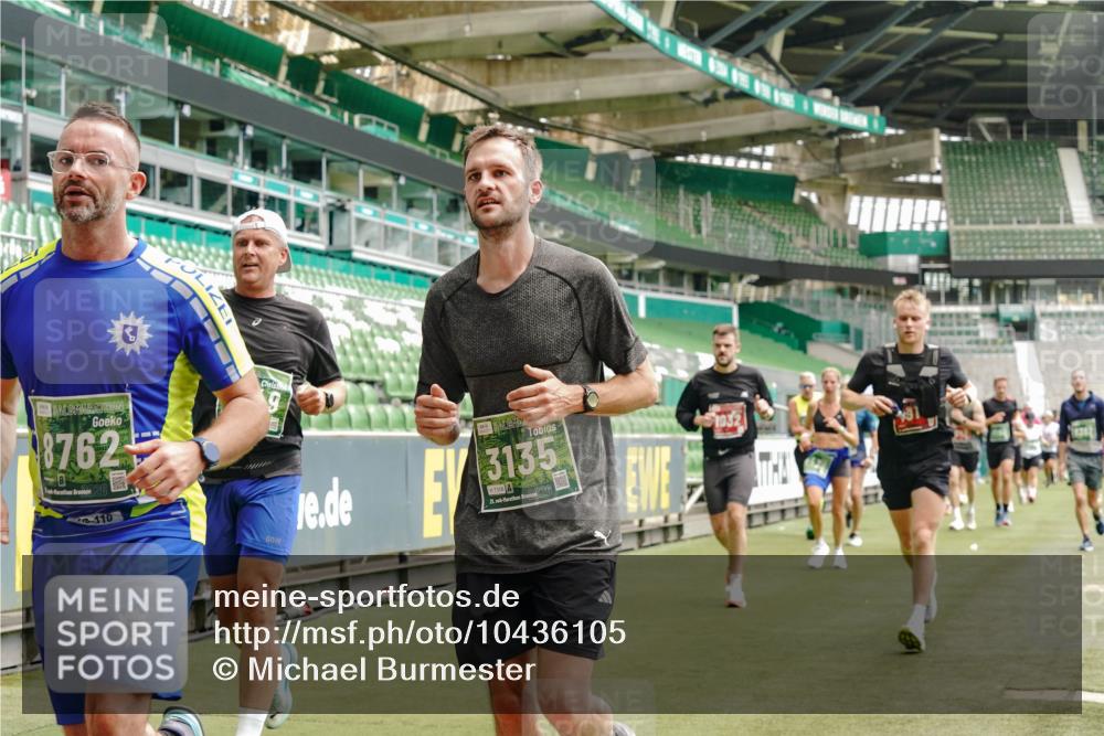 13.09.2026 - 21. swb-Marathon Bremen Michael Burmester http://msf.ph/oto/10436105 13.09.2026 13:05:37 Laufen im Stadion 109, 178, 217, 244, 287, 303, 323, 394, 430, 454, 534, 536, 565, 578, 613, 647, 784, 891, 900, 1073, 1239, 1243, 1274, 1307, 1308, 1365, 1373, 1380, 1456, 1533, 1574, 1581, 1627, 1656, 1687, 1780, 1823, 1909, 1914, 1932, 1941, 2023, 2076, 2089, 2126, 2241, 2244, 2265, 2301, 2310, 2355, 2369, 2393, 2430, 2452, 2464, 2602, 2723, 2742, 2764, 2867, 2872, 2910, 2919, 2957, 2959, 2985, 3028, 3030, 3115, 3217, 3278, 3320, 3343, 3419, 3425, 3444, 3485, 3521, 3796, 3909 meine-sportfotos.de