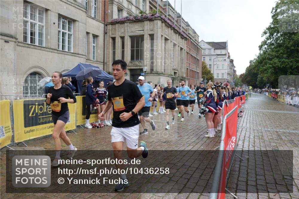 13.09.2026 - Kiel Lauf Yannick Fuchs http://msf.ph/oto/10436258 13.09.2026 11:47:10 Ziel  meine-sportfotos.de