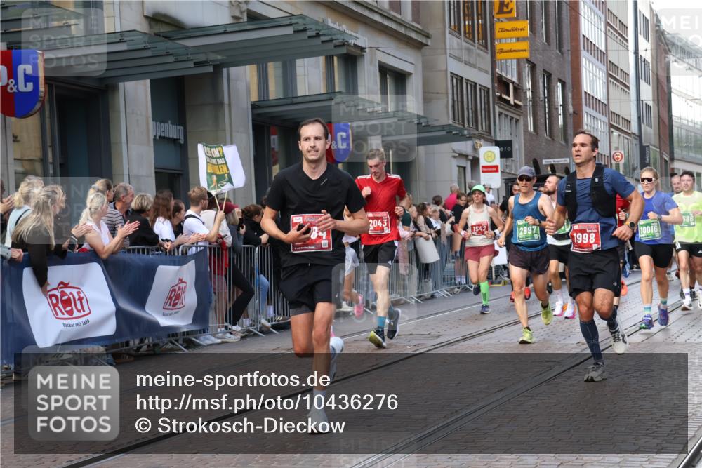 13.09.2026 - 21. swb-Marathon Bremen Strokosch-Dieckow http://msf.ph/oto/10436276 13.09.2026 13:14:24 Ziel 199, 376, 615, 616, 889, 1043, 1455, 1492, 1748, 1814, 2251, 2847, 2971, 2997, 3012, 3057, 3085, 3175, 3206, 3821, 3834, 4097, 4226, 4246, 4569, 4586, 4685, 4968, 5239, 5315, 5649, 5794, 5796, 5962, 6404, 6472, 6506, 7117, 7251, 7782, 8366, 8409, 9242, 9523, 9868, 10016, 13141, 107, 235, 469, 1043, 1125, 1433, 1492, 1542, 1613, 1998, 2043, 2084, 2203, 2913, 2922, 3085, 3545, 4452, 4728, 5836, 5986, 6130, 6145, 7029, 7435, 7591, 7659, 7963, 8118, 8886, 8919, 9783 meine-sportfotos.de