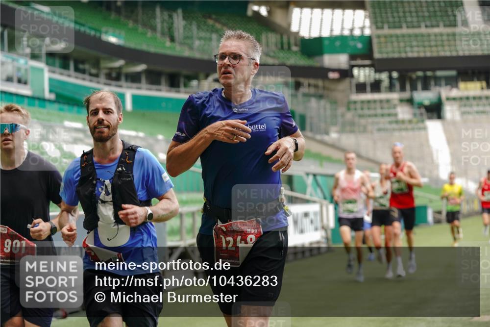 13.09.2026 - 21. swb-Marathon Bremen Michael Burmester http://msf.ph/oto/10436283 13.09.2026 12:38:56 Laufen im Stadion 277, 346, 807, 895, 901, 1090, 1118, 1248, 1320, 1323, 1472, 1576, 1587, 1604, 1717, 1751, 1758, 1795, 1800, 1852, 1911, 2049, 2099, 2141, 2352, 2585, 2670, 3080, 3606, 3744, 5160, 5163, 5912, 6112, 7650, 8077, 8081, 8467, 9399, 9522, 9617, 9630, 250, 272, 365, 850, 1089, 1550, 1875, 1993, 4232, 7692, 8075, 13033 meine-sportfotos.de