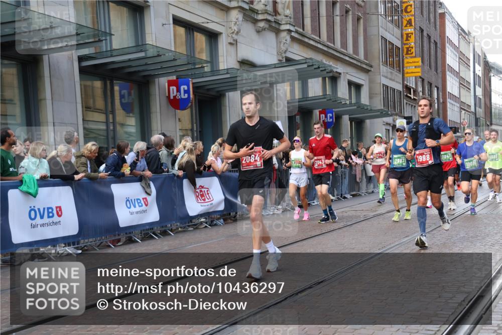 13.09.2026 - 21. swb-Marathon Bremen Strokosch-Dieckow http://msf.ph/oto/10436297 13.09.2026 13:14:24 Ziel 199, 376, 615, 616, 889, 1043, 1455, 1492, 1748, 1814, 2251, 2847, 2971, 2997, 3012, 3057, 3085, 3175, 3206, 3821, 3834, 4097, 4226, 4246, 4569, 4586, 4685, 4968, 5239, 5315, 5649, 5794, 5796, 5962, 6404, 6472, 6506, 7117, 7251, 7782, 8366, 8409, 9242, 9523, 9868, 10016, 13141, 107, 235, 469, 1043, 1125, 1433, 1492, 1542, 1613, 1998, 2043, 2084, 2203, 2913, 2922, 3085, 3545, 4452, 4728, 5836, 5986, 6130, 6145, 7029, 7435, 7591, 7659, 7963, 8118, 8886, 8919, 9783 meine-sportfotos.de