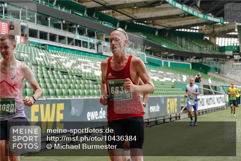 13.09.2026 - 21. swb-Marathon Bremen Michael Burmester http://msf.ph/oto/10436384 13.09.2026 12:39:01 Laufen im Stadion 277, 346, 807, 895, 901, 1090, 1118, 1248, 1320, 1323, 1472, 1508, 1576, 1587, 1604, 1717, 1751, 1758, 1795, 1800, 1852, 1911, 2049, 2099, 2141, 2352, 2670, 3080, 3606, 3744, 5160, 5163, 5912, 6112, 7650, 8077, 8081, 8467, 9399, 9522, 9617, 9630, 13080, 250, 272, 365, 850, 1089, 1288, 1550, 1875, 1993, 4232, 7692, 8075, 13033 meine-sportfotos.de
