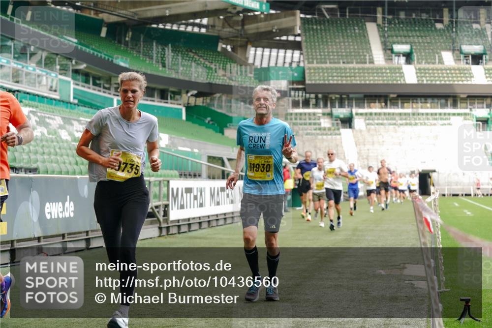 13.09.2026 - 21. swb-Marathon Bremen Michael Burmester http://msf.ph/oto/10436560 13.09.2026 10:26:19 Laufen im Stadion 10096, 10143, 10172, 10210, 10214, 10228, 10231, 10289, 10312, 10318, 10319, 10336, 10342, 10346, 10352, 10358, 10398, 10436, 10445, 10447, 10454, 10456, 10464, 10504, 10514, 10536, 10541, 10583, 10628, 10638, 10735, 10742, 10744, 10806, 10807, 10816, 10861, 10866, 10873, 10956, 10987, 10988, 10992, 11015, 11019, 11020, 11063, 11088, 11108, 11130, 11135, 11155, 11187, 11193, 11199, 11209, 11232, 11265, 11279, 11312, 11447, 11468, 11615, 11758, 11948 meine-sportfotos.de