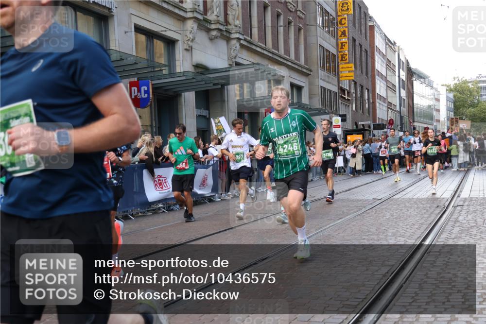 13.09.2026 - 21. swb-Marathon Bremen Strokosch-Dieckow http://msf.ph/oto/10436575 13.09.2026 13:14:29 Ziel 199, 615, 616, 889, 1455, 1510, 1748, 2251, 2847, 2971, 2997, 3012, 3057, 3175, 3206, 3504, 3834, 4097, 4226, 4246, 4569, 4586, 4685, 4968, 5239, 5315, 5471, 5649, 5796, 5962, 6379, 6404, 6472, 6528, 7251, 7782, 8238, 8366, 8409, 9242, 9523, 9797, 10016, 13141, 107, 235, 376, 469, 1043, 1125, 1492, 1542, 1814, 1998, 2043, 2084, 2203, 2913, 2922, 3085, 3545, 3821, 4452, 4685, 4728, 5794, 5836, 5986, 6130, 6506, 7591, 7659, 8919, 9783 meine-sportfotos.de
