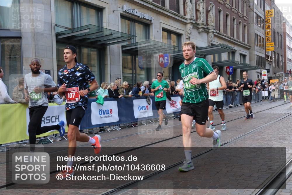 13.09.2026 - 21. swb-Marathon Bremen Strokosch-Dieckow http://msf.ph/oto/10436608 13.09.2026 13:14:30 Ziel 199, 615, 616, 889, 1455, 1510, 1748, 2251, 2847, 2971, 2997, 3012, 3057, 3175, 3206, 3504, 3717, 3834, 4097, 4226, 4246, 4569, 4586, 4968, 5239, 5315, 5471, 5649, 5796, 5962, 6379, 6404, 6472, 6528, 7251, 7782, 8238, 8366, 8409, 9242, 9523, 9797, 10016, 13141, 107, 235, 376, 469, 1043, 1125, 1492, 1542, 1814, 1998, 2043, 2084, 2203, 2913, 2922, 3085, 3545, 3821, 4452, 4685, 4728, 5794, 5836, 5986, 6130, 6506, 7591, 7659, 8919, 9783 meine-sportfotos.de