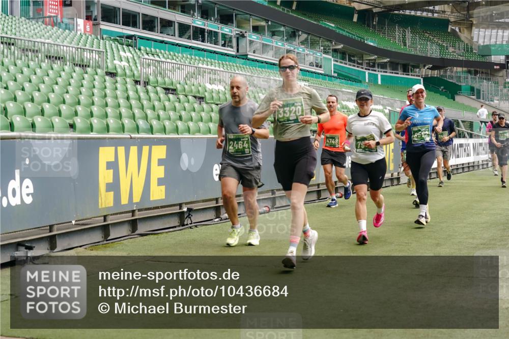 13.09.2026 - 21. swb-Marathon Bremen Michael Burmester http://msf.ph/oto/10436684 13.09.2026 13:05:47 Laufen im Stadion 109, 178, 217, 244, 287, 303, 323, 394, 430, 454, 536, 565, 578, 613, 647, 784, 891, 900, 1073, 1205, 1239, 1243, 1274, 1307, 1308, 1365, 1373, 1380, 1456, 1533, 1574, 1581, 1627, 1656, 1687, 1780, 1823, 1909, 1914, 1932, 1941, 2023, 2076, 2089, 2126, 2241, 2244, 2265, 2275, 2301, 2310, 2355, 2356, 2393, 2430, 2452, 2464, 2602, 2723, 2742, 2764, 2867, 2872, 2902, 2910, 2919, 2957, 2959, 2985, 3030, 3115, 3217, 3278, 3320, 3343, 3419, 3444, 3485, 3909 meine-sportfotos.de
