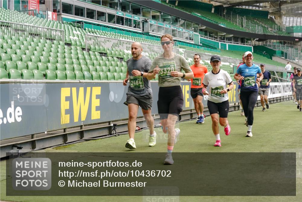 13.09.2026 - 21. swb-Marathon Bremen Michael Burmester http://msf.ph/oto/10436702 13.09.2026 13:05:47 Laufen im Stadion 109, 178, 217, 244, 287, 303, 323, 394, 430, 454, 536, 565, 578, 613, 647, 784, 891, 900, 1073, 1205, 1239, 1243, 1274, 1307, 1308, 1365, 1373, 1380, 1456, 1533, 1574, 1581, 1627, 1656, 1687, 1780, 1823, 1909, 1914, 1932, 1941, 2023, 2076, 2089, 2126, 2241, 2244, 2265, 2275, 2301, 2310, 2355, 2356, 2393, 2430, 2452, 2464, 2602, 2723, 2742, 2764, 2867, 2872, 2902, 2910, 2919, 2957, 2959, 2985, 3030, 3115, 3217, 3278, 3320, 3343, 3419, 3444, 3485, 3909 meine-sportfotos.de