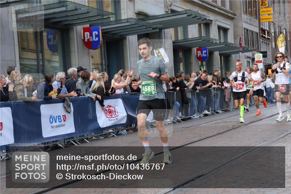 13.09.2026 - 21. swb-Marathon Bremen Strokosch-Dieckow http://msf.ph/oto/10436767 13.09.2026 13:14:34 Ziel 615, 616, 889, 1455, 1510, 1748, 2251, 2383, 2847, 2971, 2997, 3012, 3057, 3175, 3206, 3504, 3717, 4097, 4226, 4246, 4569, 4586, 4968, 5294, 5298, 5315, 5417, 5471, 5649, 5796, 5962, 6379, 6404, 6472, 6521, 6528, 6717, 7190, 7251, 7782, 8238, 8409, 9523, 9797, 10016, 13141, 107, 199, 376, 469, 1043, 1125, 1492, 1542, 1814, 2043, 2084, 2203, 2913, 2922, 3085, 3545, 3821, 3834, 4452, 4685, 4728, 5239, 5794, 5836, 5986, 6130, 6506, 7591, 7659, 8919, 9783 meine-sportfotos.de