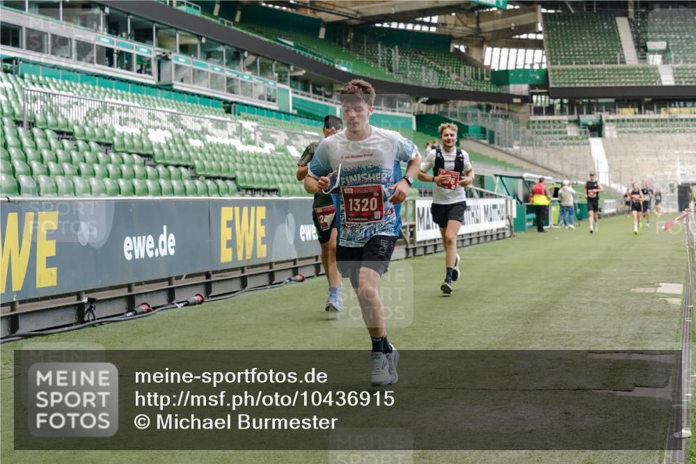 13.09.2026 - 21. swb-Marathon Bremen Michael Burmester http://msf.ph/oto/10436915 13.09.2026 12:39:28 Laufen im Stadion 277, 346, 453, 807, 901, 1118, 1248, 1320, 1323, 1379, 1472, 1508, 1540, 1576, 1587, 1717, 1751, 1758, 1795, 1800, 1852, 1911, 2049, 2099, 2141, 2352, 3080, 3606, 3744, 5160, 5163, 5912, 6112, 6630, 7118, 7650, 8077, 8467, 9399, 9522, 9617, 9630, 10034, 13080, 365, 850, 1288, 1485, 1550, 1875, 1993, 4232, 7692, 7768, 8075, 13033 meine-sportfotos.de