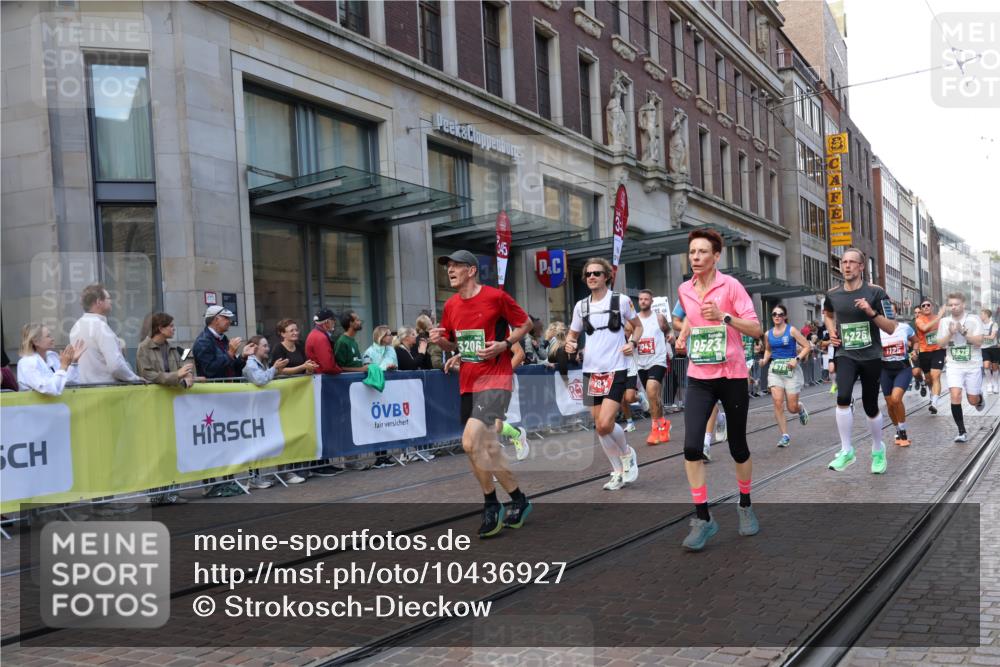 13.09.2026 - 21. swb-Marathon Bremen Strokosch-Dieckow http://msf.ph/oto/10436927 13.09.2026 13:14:37 Ziel 615, 616, 889, 1455, 1510, 1748, 2383, 2847, 2997, 3012, 3057, 3175, 3206, 3504, 3717, 4097, 4226, 4246, 4569, 4968, 5294, 5298, 5315, 5417, 5471, 5649, 5796, 5962, 6351, 6379, 6404, 6472, 6521, 6528, 6717, 7190, 7251, 7432, 8238, 8409, 9363, 9523, 9797, 13141, 107, 199, 376, 469, 1043, 1125, 1492, 1814, 2043, 2203, 2251, 2913, 2971, 2997, 3012, 3085, 3545, 3821, 3834, 4452, 4586, 4685, 5239, 5794, 5836, 5986, 6130, 6506, 7659, 9783 meine-sportfotos.de