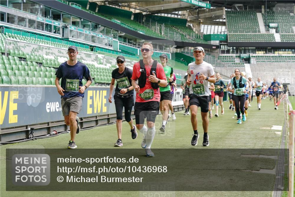 13.09.2026 - 21. swb-Marathon Bremen Michael Burmester http://msf.ph/oto/10436968 13.09.2026 13:05:52 Laufen im Stadion 109, 178, 217, 244, 287, 303, 323, 394, 430, 454, 536, 565, 578, 613, 647, 784, 891, 900, 1073, 1083, 1205, 1239, 1243, 1274, 1307, 1308, 1365, 1373, 1380, 1437, 1456, 1533, 1574, 1581, 1627, 1656, 1687, 1780, 1823, 1848, 1909, 1914, 1932, 1941, 2023, 2076, 2089, 2126, 2241, 2244, 2265, 2275, 2301, 2310, 2355, 2356, 2393, 2430, 2452, 2464, 2602, 2723, 2742, 2764, 2867, 2902, 2910, 2919, 2957, 2959, 2985, 3030, 3115, 3217, 3278, 3320, 3343, 3419, 3444, 3485 meine-sportfotos.de