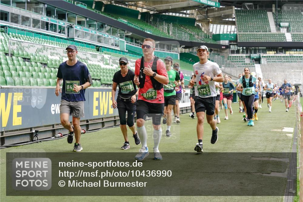 13.09.2026 - 21. swb-Marathon Bremen Michael Burmester http://msf.ph/oto/10436990 13.09.2026 13:05:52 Laufen im Stadion 109, 178, 217, 244, 287, 303, 323, 394, 430, 454, 536, 565, 578, 613, 647, 784, 891, 900, 1073, 1083, 1205, 1239, 1243, 1274, 1307, 1308, 1365, 1373, 1380, 1437, 1456, 1533, 1574, 1581, 1627, 1656, 1687, 1780, 1823, 1848, 1909, 1914, 1932, 1941, 2023, 2076, 2089, 2126, 2241, 2244, 2265, 2275, 2301, 2310, 2355, 2356, 2393, 2430, 2452, 2464, 2602, 2723, 2742, 2764, 2867, 2902, 2910, 2919, 2957, 2959, 2985, 3030, 3115, 3217, 3278, 3320, 3343, 3419, 3444, 3485 meine-sportfotos.de