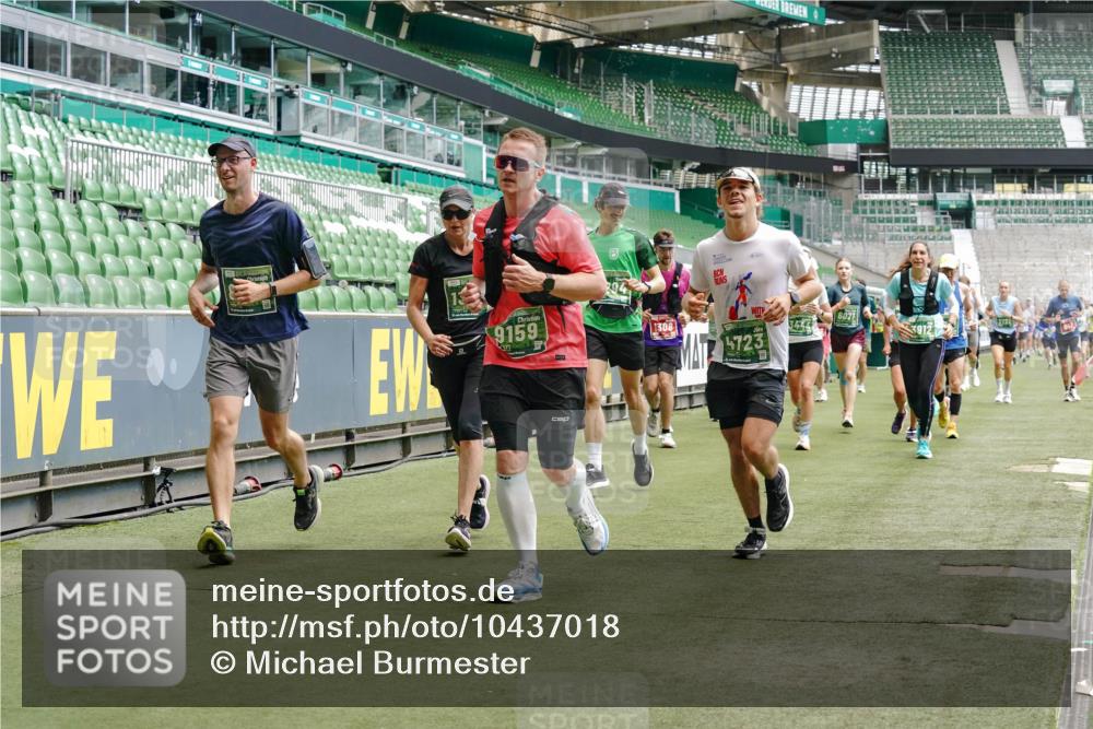 13.09.2026 - 21. swb-Marathon Bremen Michael Burmester http://msf.ph/oto/10437018 13.09.2026 13:05:52 Laufen im Stadion 109, 178, 217, 244, 287, 303, 323, 394, 430, 454, 536, 565, 578, 613, 647, 784, 891, 900, 1073, 1083, 1205, 1239, 1243, 1274, 1307, 1308, 1365, 1373, 1380, 1437, 1456, 1533, 1574, 1581, 1627, 1656, 1687, 1780, 1823, 1848, 1909, 1914, 1932, 1941, 2023, 2076, 2089, 2126, 2241, 2244, 2265, 2275, 2301, 2310, 2355, 2356, 2393, 2430, 2452, 2464, 2602, 2723, 2742, 2764, 2867, 2902, 2910, 2919, 2957, 2959, 2985, 3030, 3115, 3217, 3278, 3320, 3343, 3419, 3444, 3485 meine-sportfotos.de