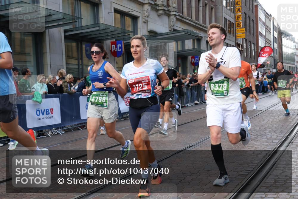 13.09.2026 - 21. swb-Marathon Bremen Strokosch-Dieckow http://msf.ph/oto/10437040 13.09.2026 13:14:39 Ziel 615, 616, 889, 1455, 1510, 1748, 2383, 2847, 3057, 3175, 3206, 3504, 3717, 4097, 4226, 4246, 4382, 4569, 4968, 4992, 5294, 5298, 5315, 5417, 5471, 5649, 5796, 5962, 6351, 6379, 6404, 6472, 6521, 6528, 6717, 7190, 7251, 7432, 8238, 8409, 9338, 9363, 9523, 9797, 13141, 199, 376, 469, 1043, 1125, 1492, 1814, 2203, 2251, 2847, 2913, 2971, 2997, 3012, 3085, 3545, 3821, 3834, 4452, 4586, 4685, 5239, 5794, 5836, 5986, 6130, 6506, 7659, 9783 meine-sportfotos.de