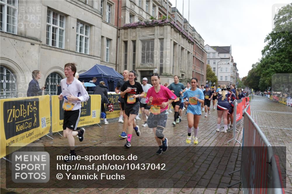 13.09.2026 - Kiel Lauf Yannick Fuchs http://msf.ph/oto/10437042 13.09.2026 11:48:14 Ziel  meine-sportfotos.de
