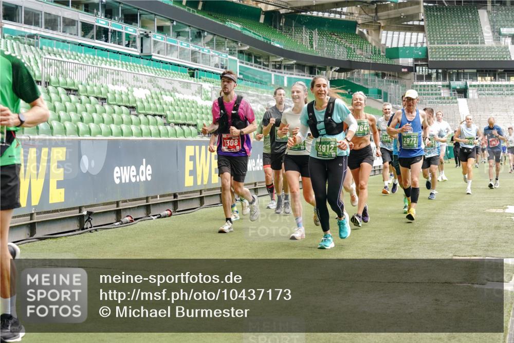 13.09.2026 - 21. swb-Marathon Bremen Michael Burmester http://msf.ph/oto/10437173 13.09.2026 13:05:55 Laufen im Stadion 109, 178, 217, 244, 287, 303, 310, 323, 372, 394, 430, 454, 536, 565, 578, 613, 647, 784, 891, 900, 1073, 1083, 1205, 1239, 1243, 1274, 1307, 1308, 1365, 1373, 1380, 1437, 1456, 1533, 1545, 1574, 1581, 1627, 1656, 1687, 1780, 1823, 1848, 1909, 1914, 1932, 1941, 2023, 2076, 2089, 2126, 2241, 2244, 2265, 2275, 2301, 2310, 2355, 2356, 2393, 2430, 2452, 2464, 2602, 2723, 2742, 2764, 2867, 2902, 2910, 2919, 2957, 2959, 2985, 3030, 3115, 3217, 3278, 3320, 3343, 3419, 3444, 3485 meine-sportfotos.de