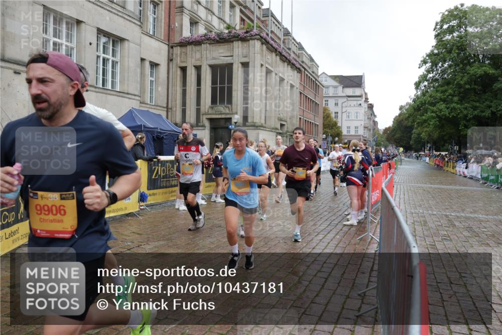 13.09.2026 - Kiel Lauf Yannick Fuchs http://msf.ph/oto/10437181 13.09.2026 11:48:20 Ziel  meine-sportfotos.de