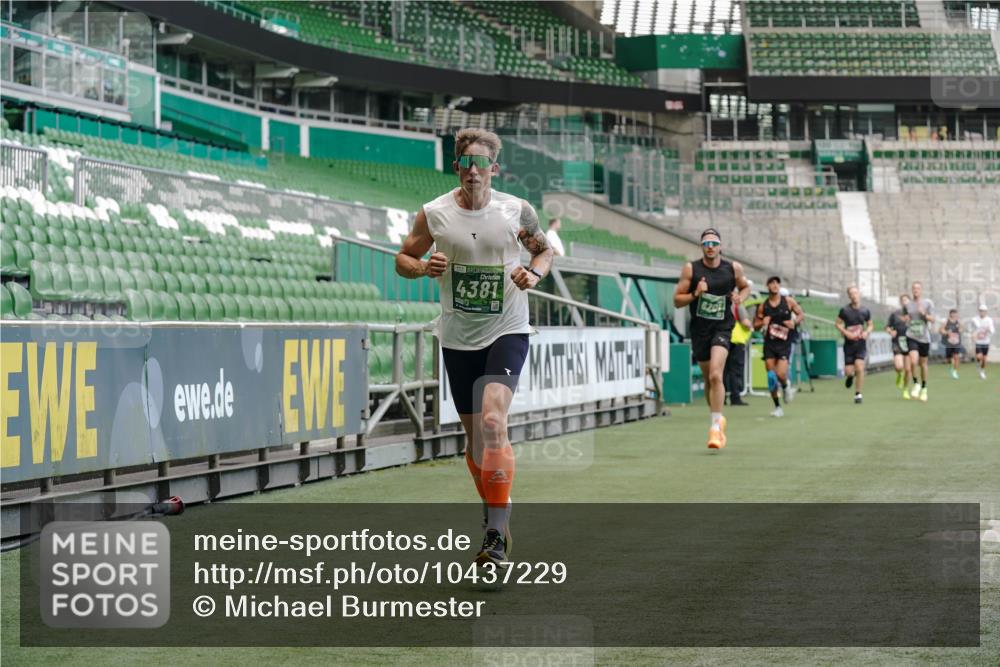 13.09.2026 - 21. swb-Marathon Bremen Michael Burmester http://msf.ph/oto/10437229 13.09.2026 12:39:43 Laufen im Stadion 277, 453, 807, 862, 901, 1248, 1320, 1323, 1379, 1472, 1508, 1540, 1576, 1587, 1717, 1751, 1758, 1795, 1800, 1852, 1901, 1911, 1950, 2049, 2099, 2352, 3080, 3606, 3744, 4381, 5160, 5163, 5912, 6112, 6630, 7118, 7671, 8467, 9399, 9630, 10034, 13080, 13224, 365, 850, 1288, 1485, 1550, 1583, 1875, 1993, 2073, 3617, 4232, 7244, 7692, 7768, 8075, 8729, 13033 meine-sportfotos.de