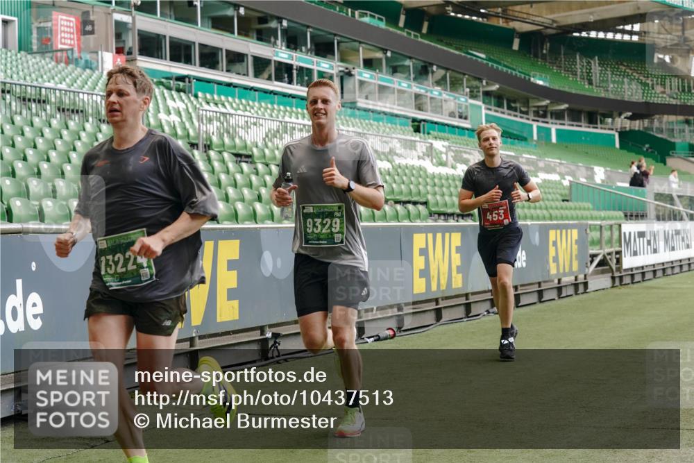 13.09.2026 - 21. swb-Marathon Bremen Michael Burmester http://msf.ph/oto/10437513 13.09.2026 12:39:55 Laufen im Stadion 126, 277, 453, 603, 640, 671, 735, 807, 862, 901, 912, 1136, 1248, 1320, 1323, 1379, 1472, 1508, 1540, 1576, 1587, 1717, 1751, 1758, 1795, 1800, 1852, 1860, 1901, 1911, 1930, 1950, 2049, 2099, 3744, 4381, 5160, 5163, 5912, 6201, 6630, 7118, 7671, 8467, 9329, 9630, 10034, 13080, 13224, 365, 850, 1288, 1385, 1485, 1550, 1583, 1754, 1875, 1993, 2073, 3617, 4232, 7244, 7692, 7768, 8075, 8729, 13033 meine-sportfotos.de