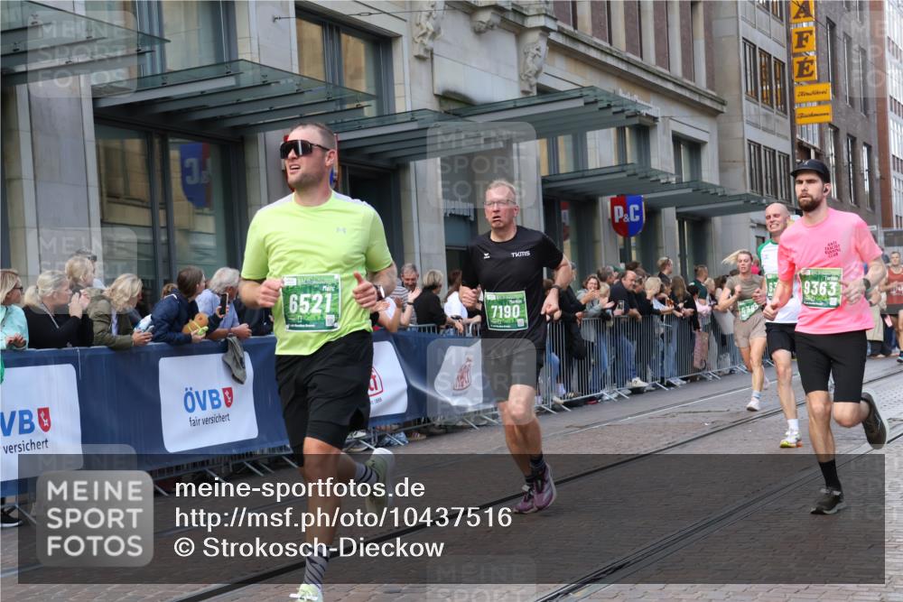 13.09.2026 - 21. swb-Marathon Bremen Strokosch-Dieckow http://msf.ph/oto/10437516 13.09.2026 13:14:49 Ziel 1510, 1664, 2383, 3357, 3504, 3717, 3743, 4111, 4382, 4992, 5003, 5149, 5294, 5298, 5385, 5417, 5471, 5796, 6351, 6379, 6521, 6528, 6717, 6773, 6902, 7190, 7432, 7497, 7515, 7717, 7730, 8238, 9253, 9338, 9363, 9483, 9797, 13137, 13139, 199, 376, 615, 616, 889, 1043, 1455, 1492, 1748, 1814, 2251, 2847, 2971, 2997, 3012, 3057, 3085, 3175, 3206, 3821, 3834, 4097, 4226, 4246, 4569, 4586, 4685, 4968, 5239, 5315, 5649, 5794, 5796, 5962, 6404, 6472, 6506, 9523, 13141 meine-sportfotos.de