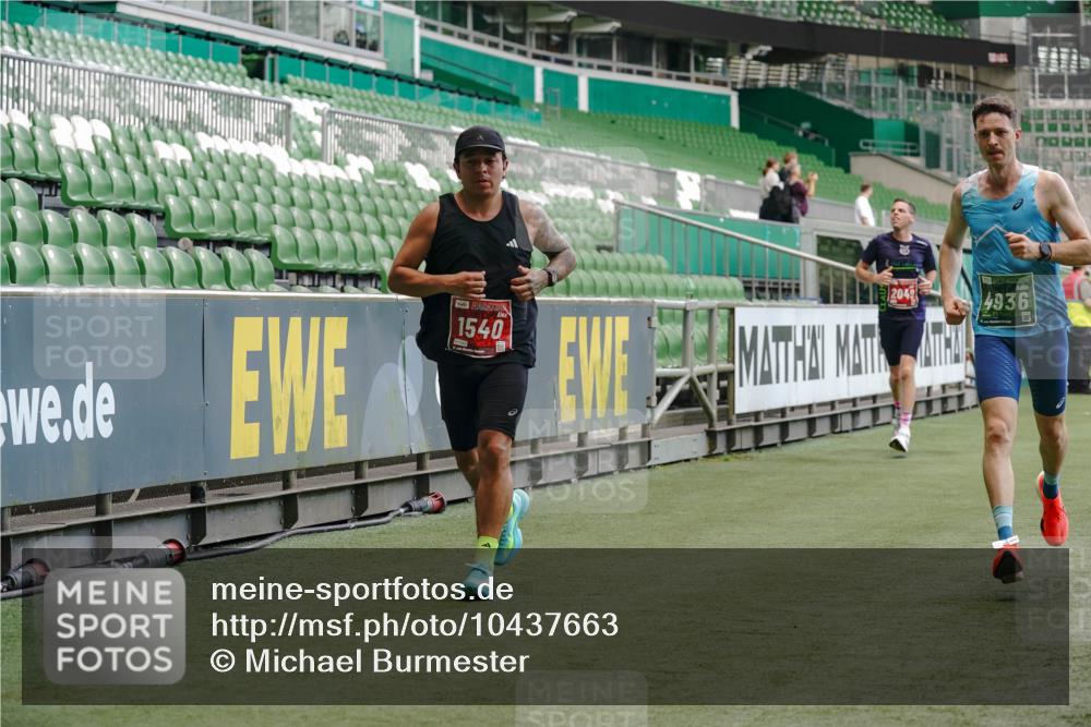 13.09.2026 - 21. swb-Marathon Bremen Michael Burmester http://msf.ph/oto/10437663 13.09.2026 12:40:07 Laufen im Stadion 126, 371, 453, 603, 640, 671, 735, 744, 807, 862, 901, 912, 1136, 1248, 1379, 1472, 1508, 1540, 1571, 1576, 1587, 1717, 1751, 1758, 1795, 1800, 1852, 1860, 1901, 1930, 1950, 2049, 2099, 3744, 4381, 5160, 5163, 5912, 6201, 6630, 7118, 7671, 8467, 9329, 9630, 10034, 13080, 13224, 365, 466, 658, 850, 1288, 1385, 1485, 1550, 1583, 1754, 1993, 2073, 2585, 3617, 4232, 7244, 7692, 7768, 8075, 8729, 13033 meine-sportfotos.de